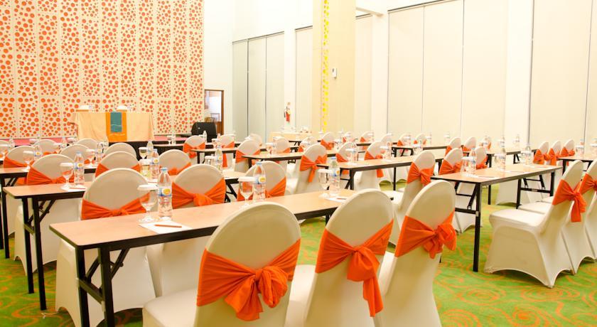 Harris Hotel Batam Center Extérieur photo