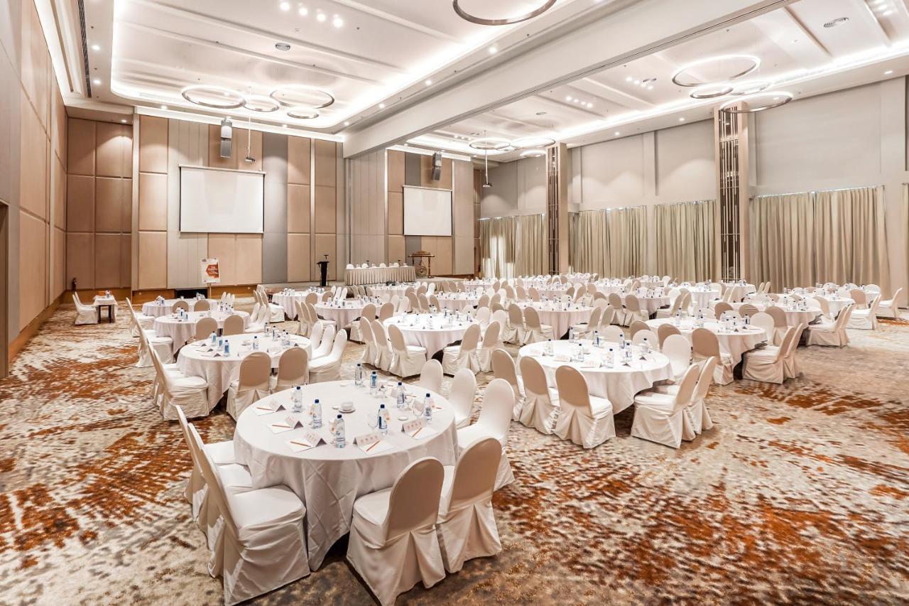 Harris Hotel Batam Center Extérieur photo